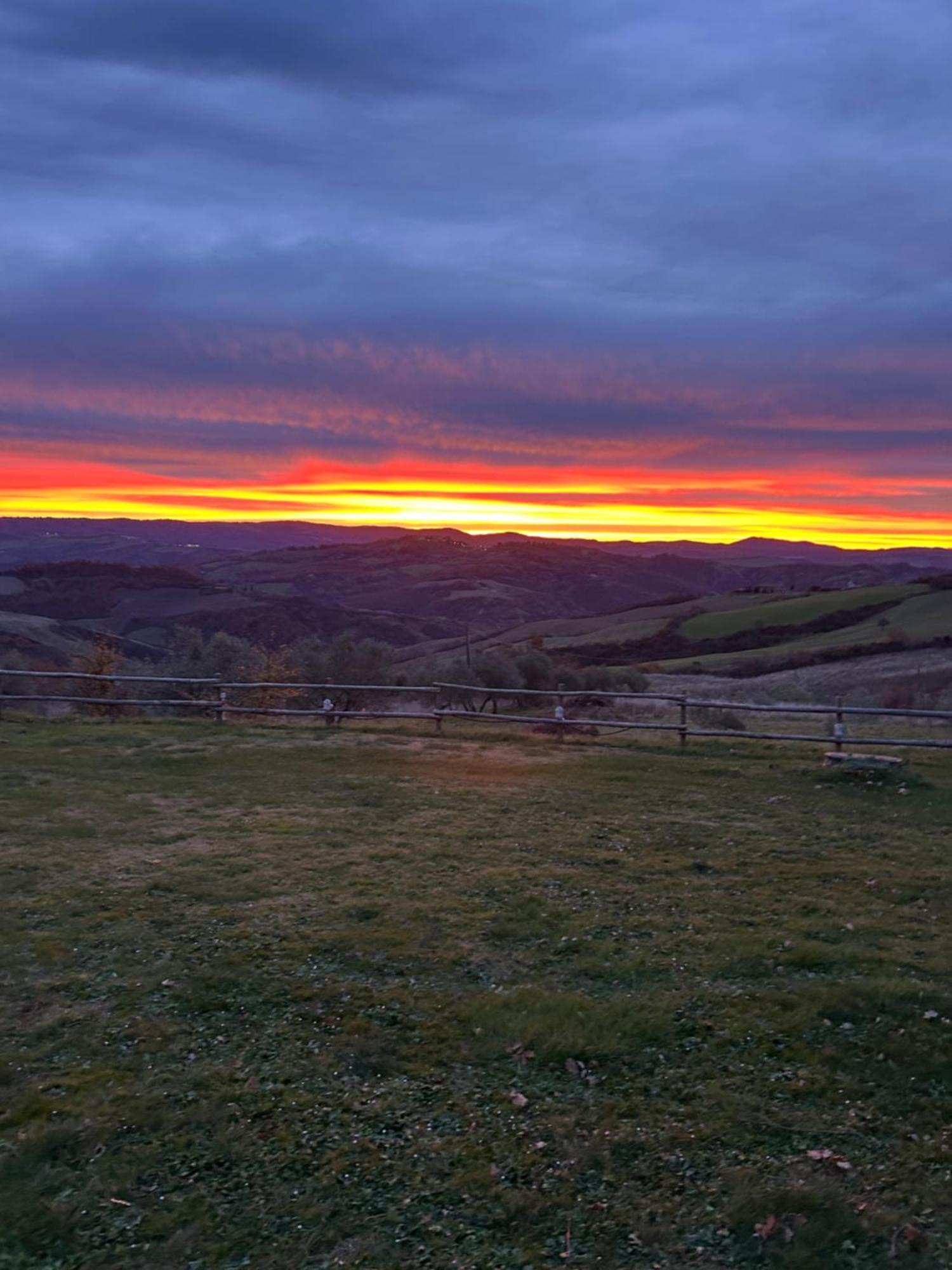 Casale Meraviglioso Val D'Orcia Con Piscina Radicofani Exterior foto